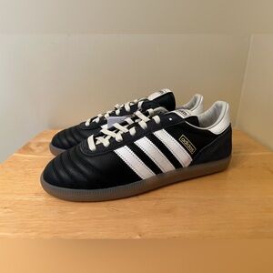 Adidas x Sneakersnstuff Samba JP Shoes US 9 Black "Football Pack" SNS IE6242